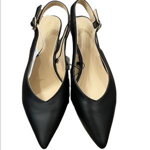 Liz Claiborne Womens Quebec Buckle Pointed Toe Kitten Heel Pumps